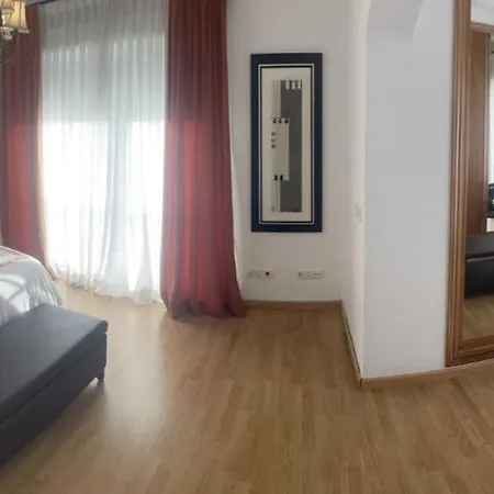 A In The Center Next To The Sea Villa Marbella